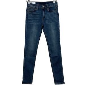 Joe’s women’s NWT’s The Icon mid rise skinny jeans. Size 26
